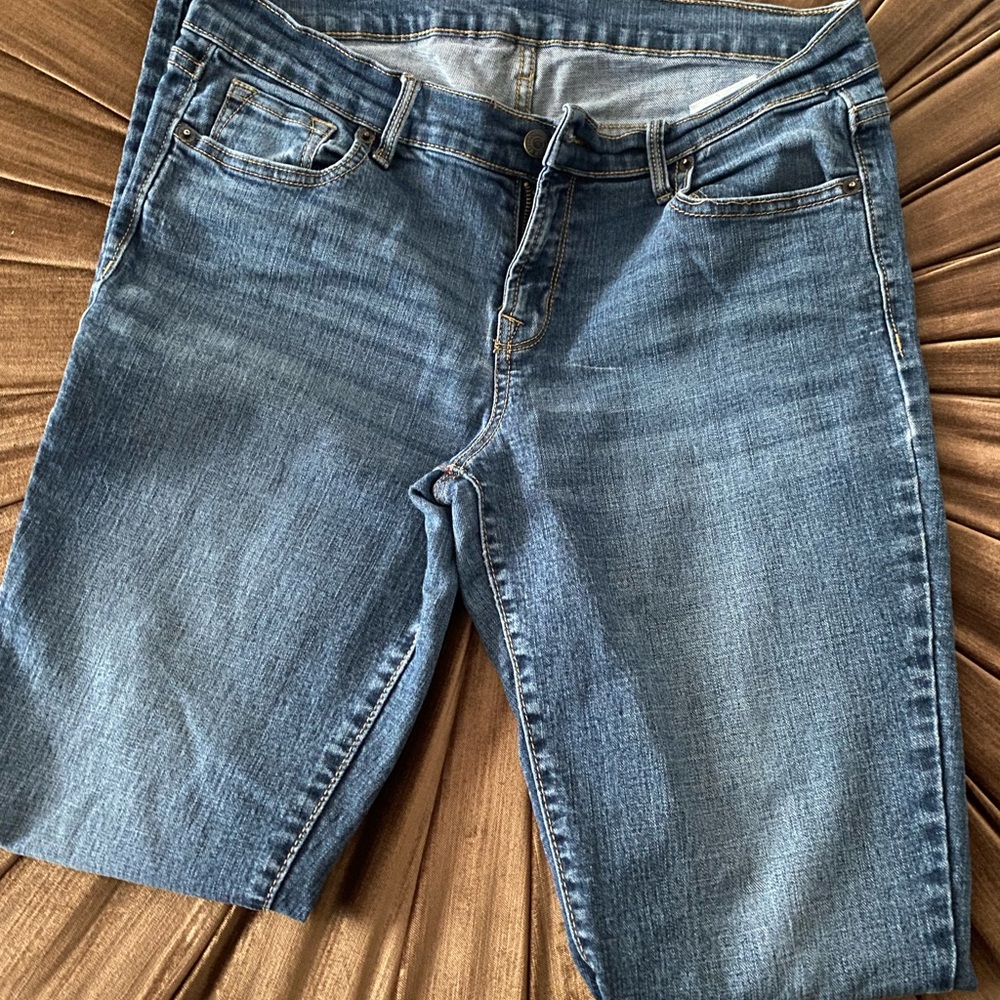 OLD NAVY JEANS